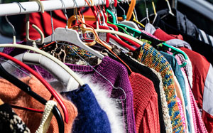 Clothing rack