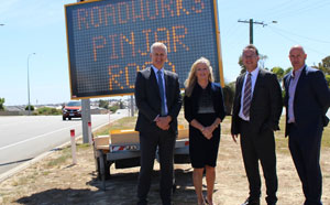 (L-R) Peet Regional Manager Development Paul Morgan, Mayor Tracey
Roberts, City of Wanneroo CEO Daniel Simms & Satterley Project Director Grant Wilkins.