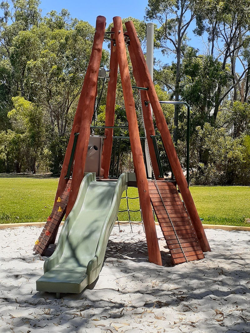 Breakwater Park play equipment