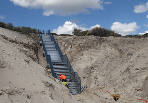 Quinns beach access staircase