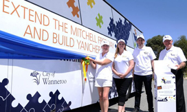 Mayor Tracey Roberts and Connect Wanneroo bus