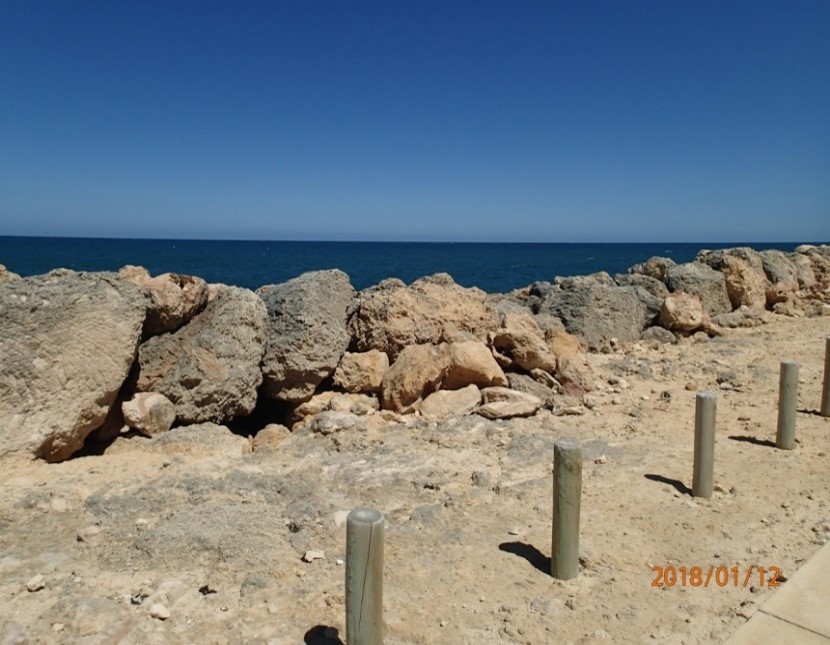 Mindarie Breakwater core loss resulting in armour slumping and void formation