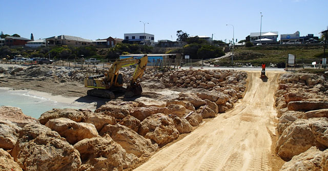 Quinns beach long term coastal mgmt works