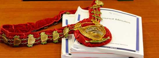 Mayoral chain and meeting documents